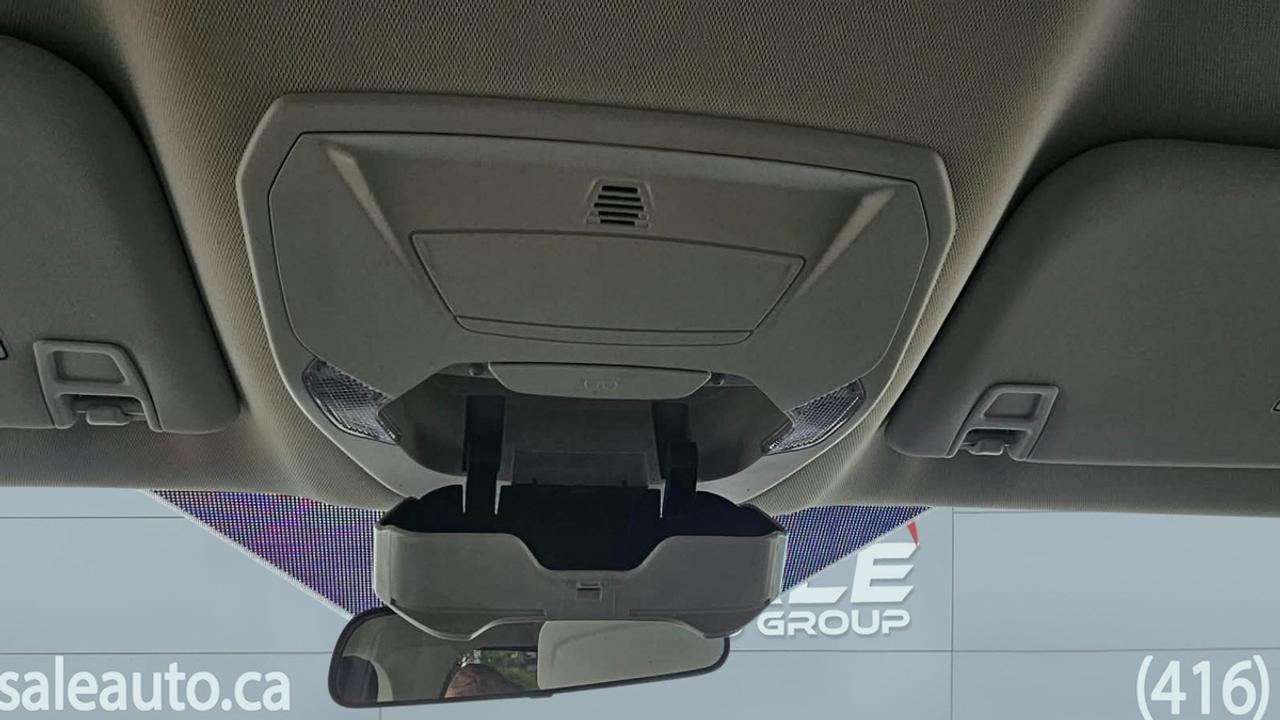 2018 Ford Escape SEL 4WD Photo