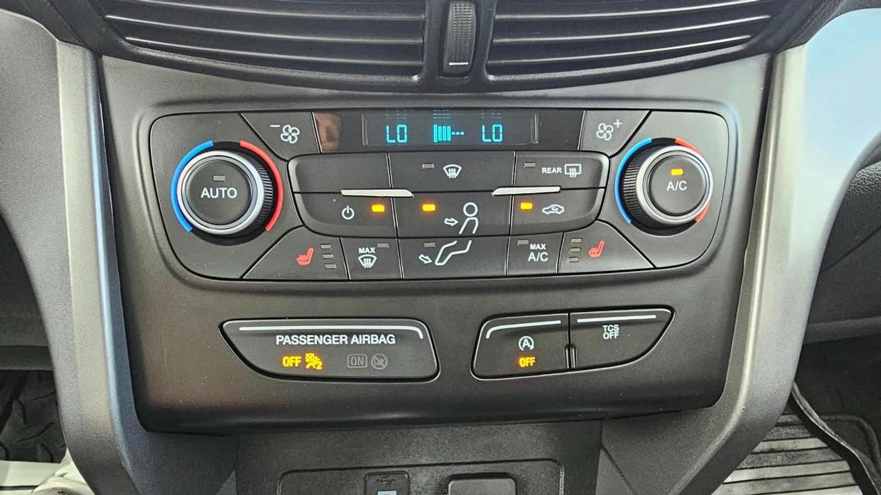 2018 Ford Escape SEL 4WD Photo