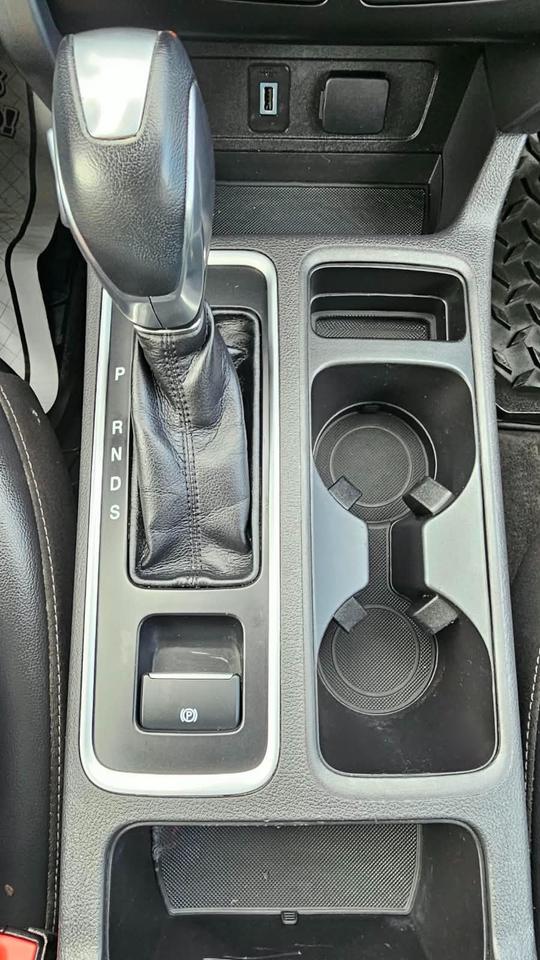 2018 Ford Escape SEL 4WD Photo