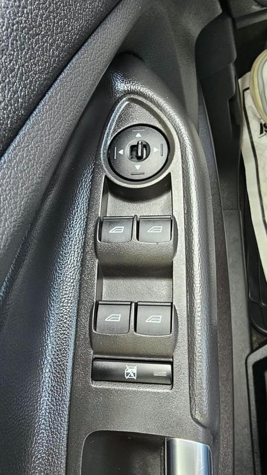 2018 Ford Escape SEL 4WD Photo