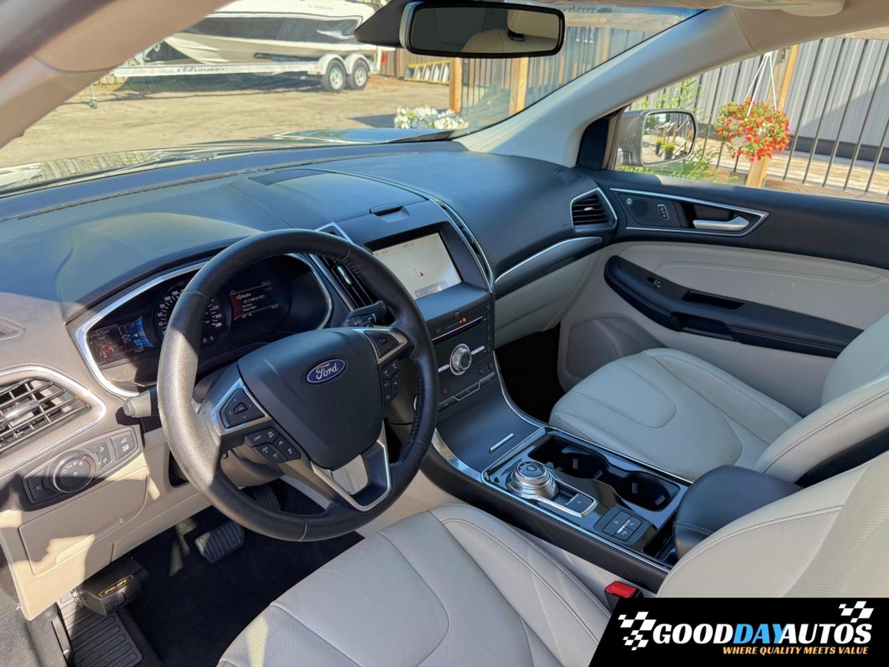 2019 Ford Edge Titanium ONE OWNER CLEAN CARFAX 15 SERVICE RECORDS Photo