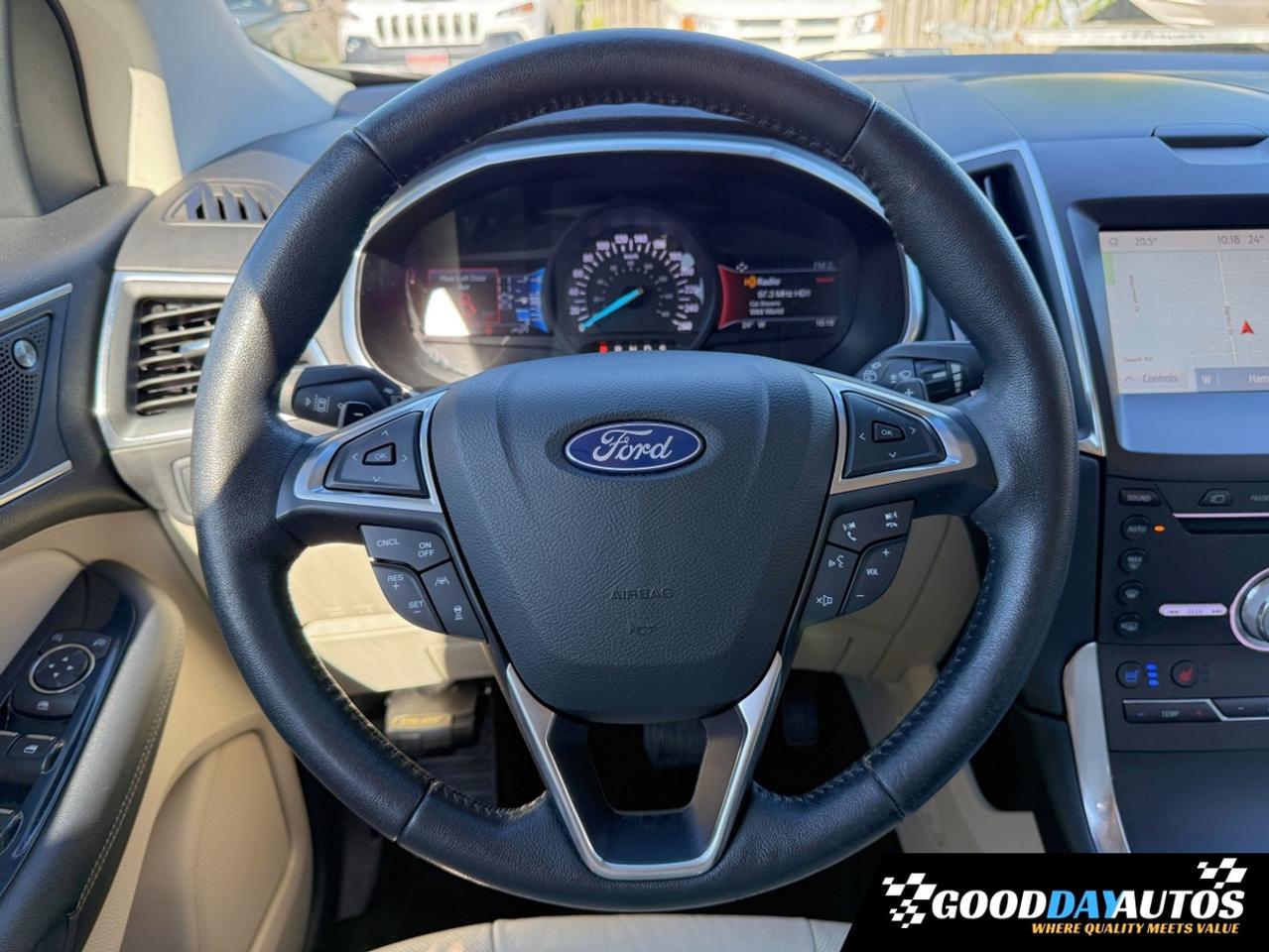 2019 Ford Edge Titanium ONE OWNER CLEAN CARFAX 15 SERVICE RECORDS Photo