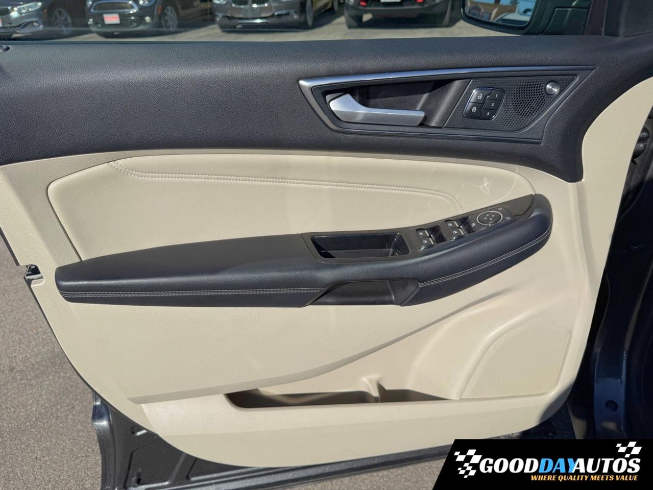 2019 Ford Edge Titanium ONE OWNER CLEAN CARFAX 15 SERVICE RECORDS Photo