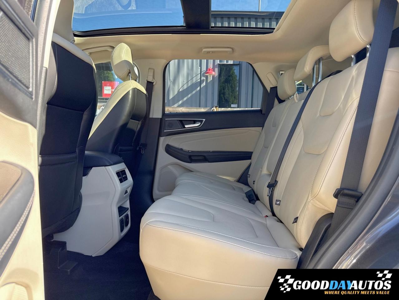 2019 Ford Edge Titanium ONE OWNER CLEAN CARFAX 15 SERVICE RECORDS Photo