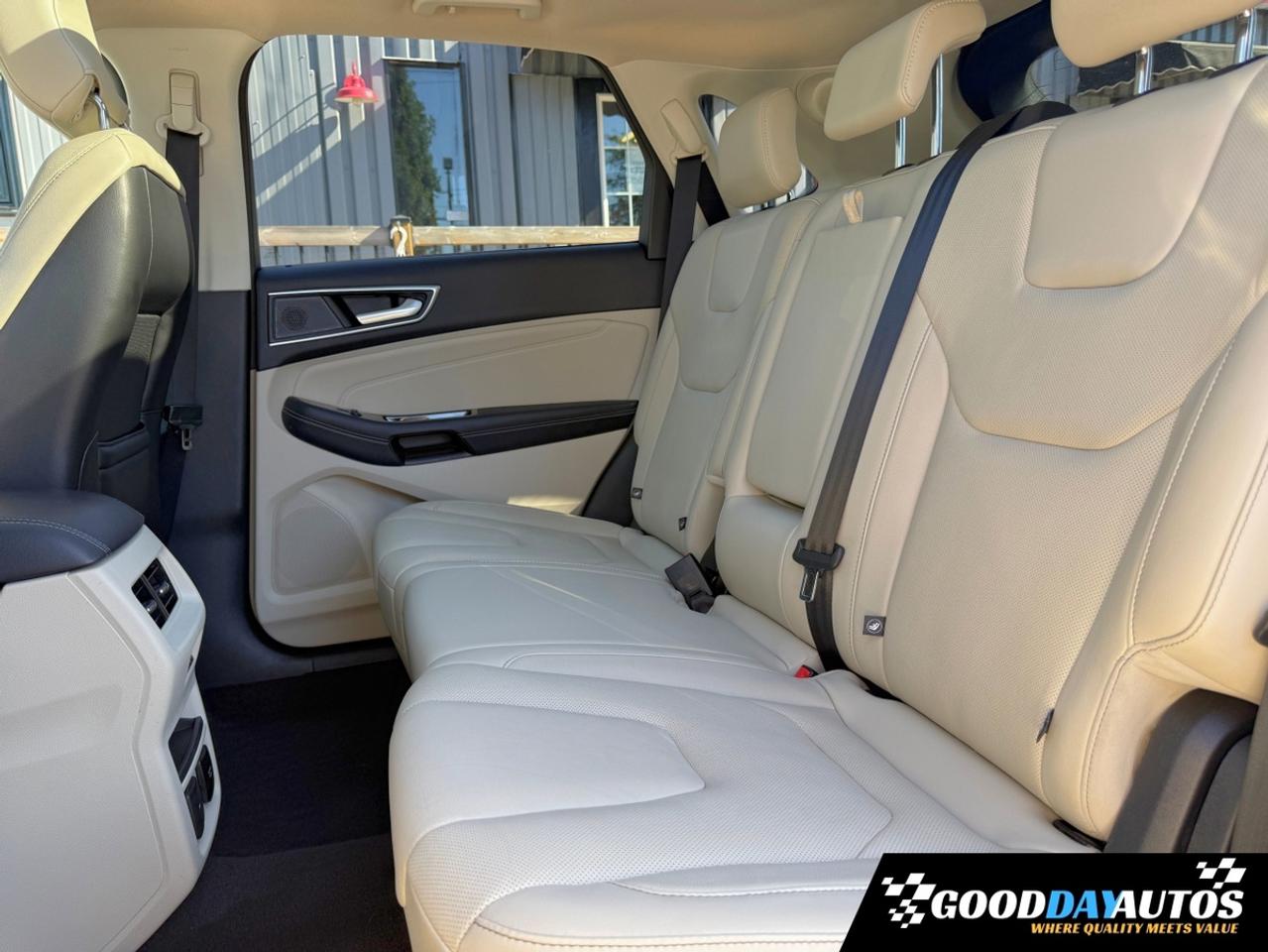 2019 Ford Edge Titanium ONE OWNER CLEAN CARFAX 15 SERVICE RECORDS Photo