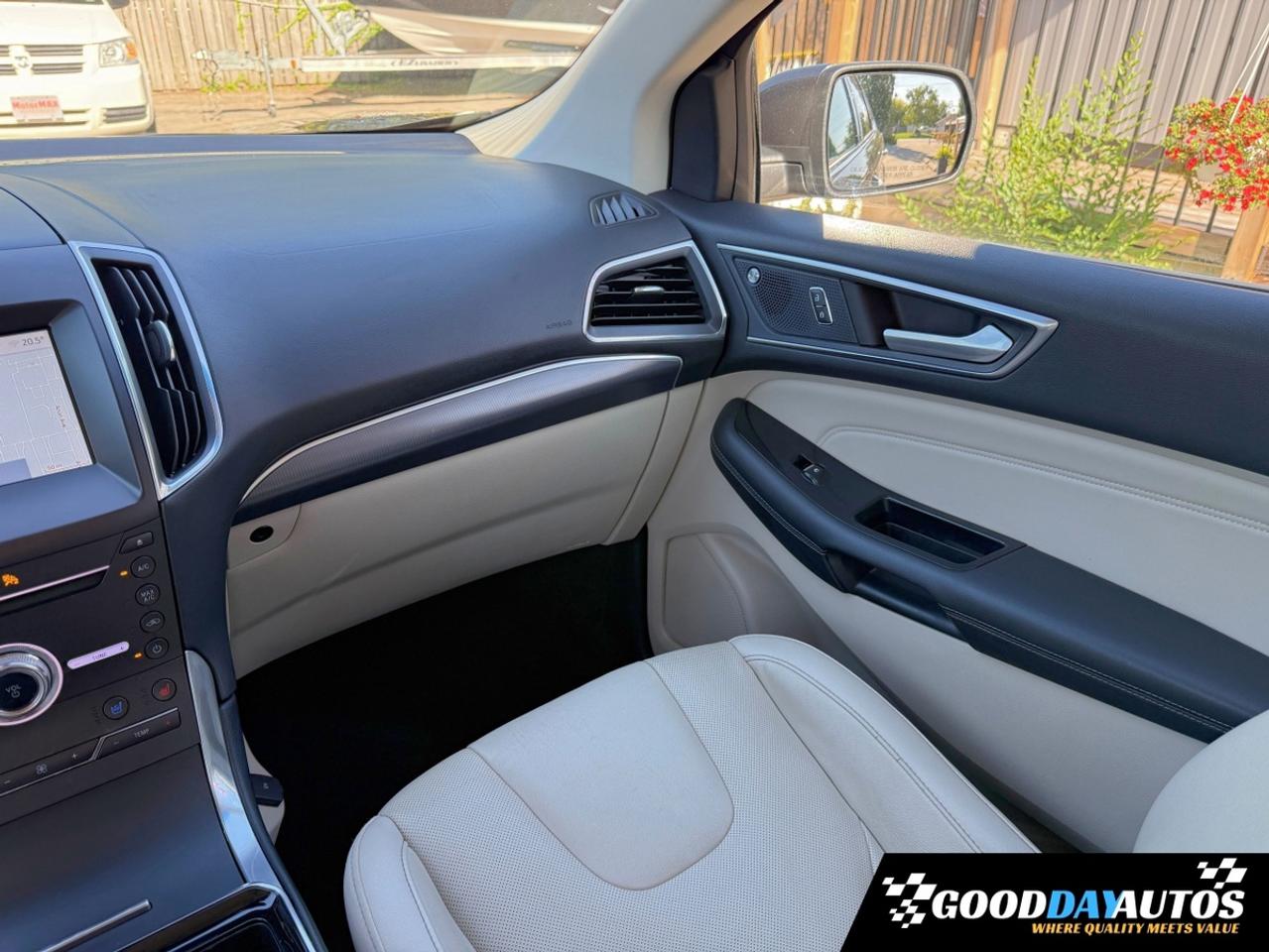 2019 Ford Edge Titanium ONE OWNER CLEAN CARFAX 15 SERVICE RECORDS Photo