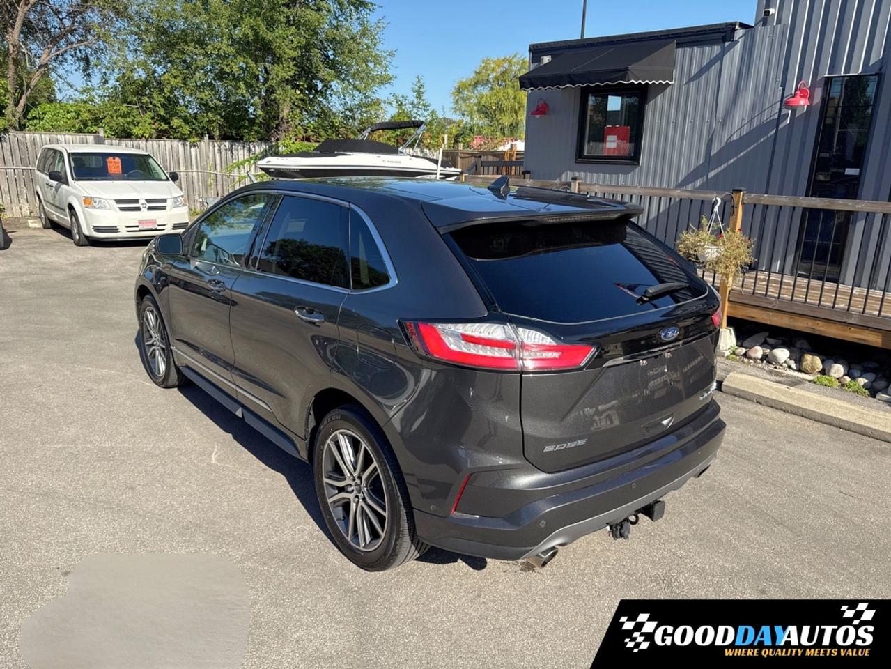2019 Ford Edge Titanium ONE OWNER CLEAN CARFAX 15 SERVICE RECORDS Photo