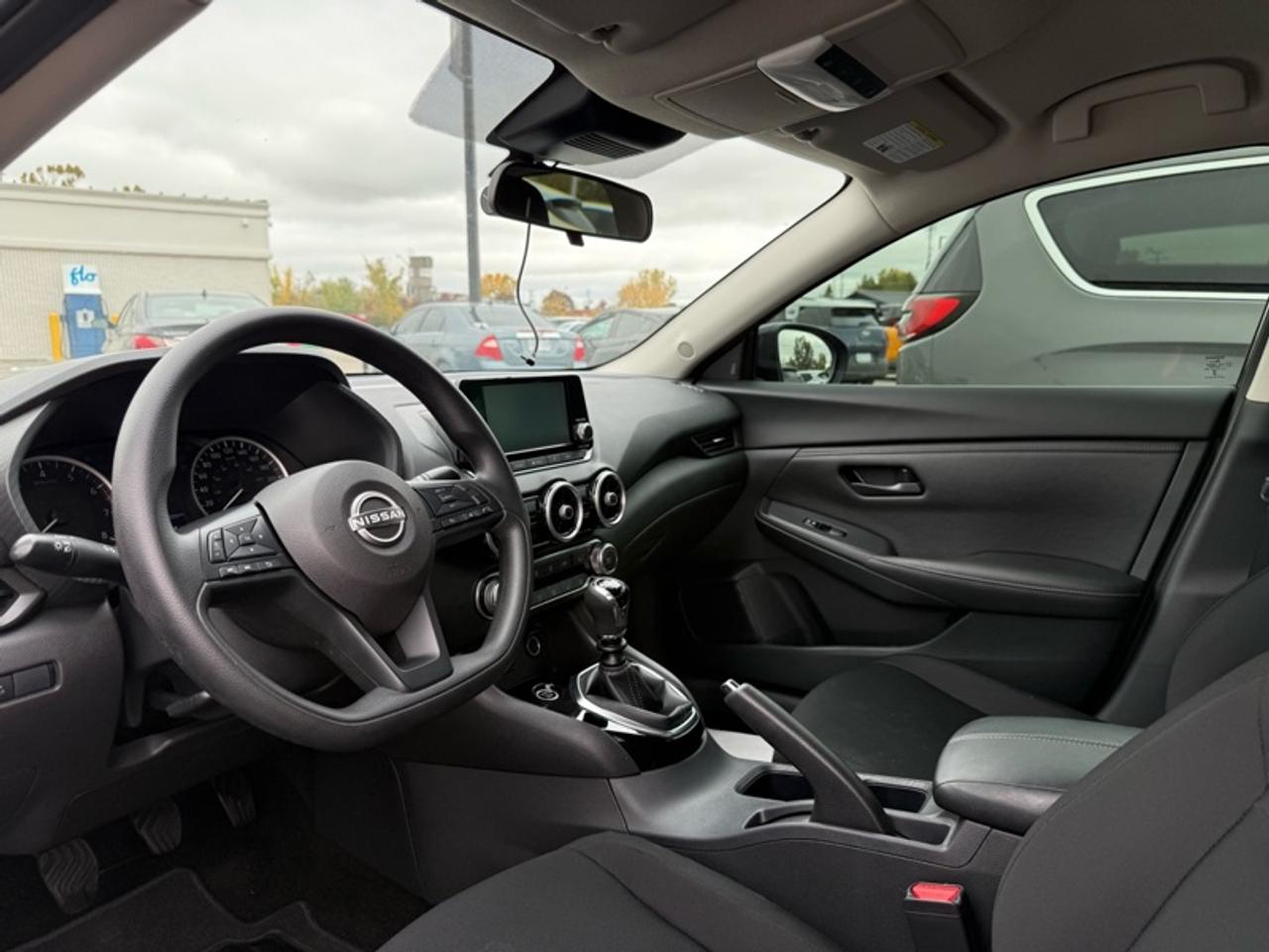 2024 Nissan Sentra S Photo