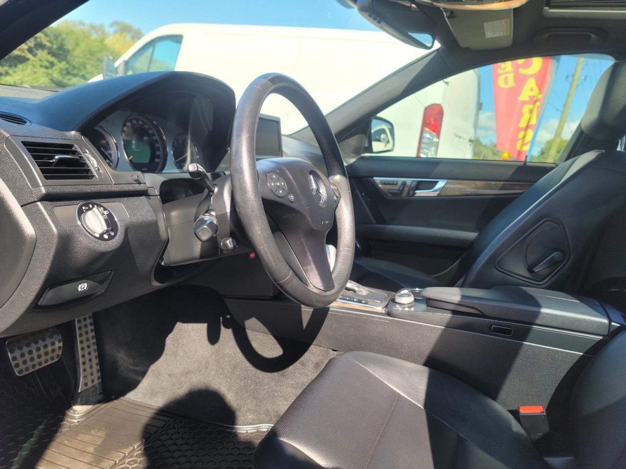 2008 Mercedes-Benz C-Class C-300 4-MATIC Photo