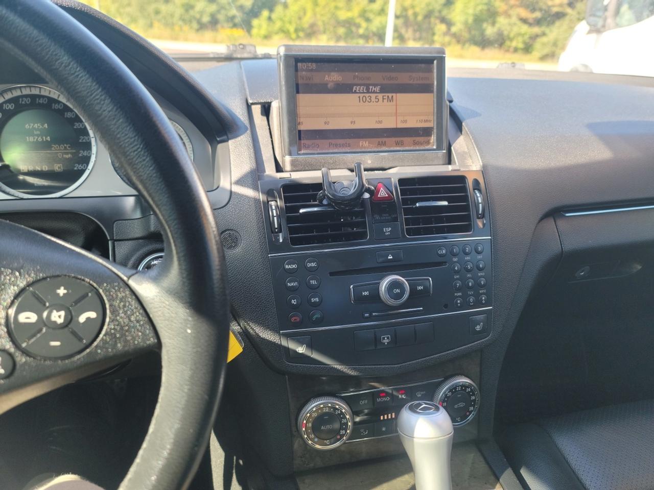2008 Mercedes-Benz C-Class C-300 4-MATIC Photo
