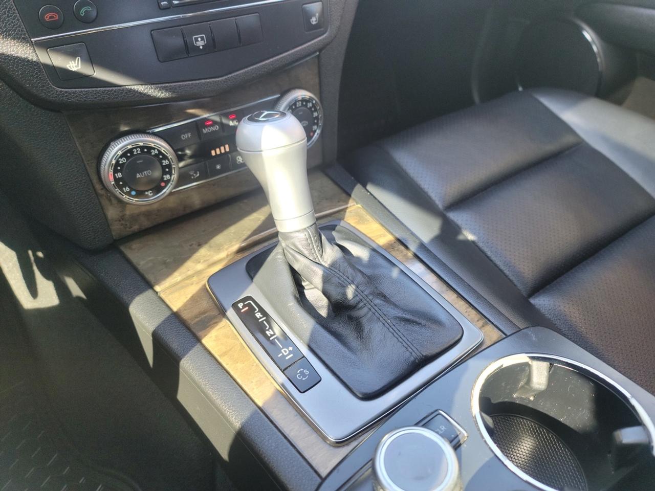 2008 Mercedes-Benz C-Class C-300 4-MATIC Photo