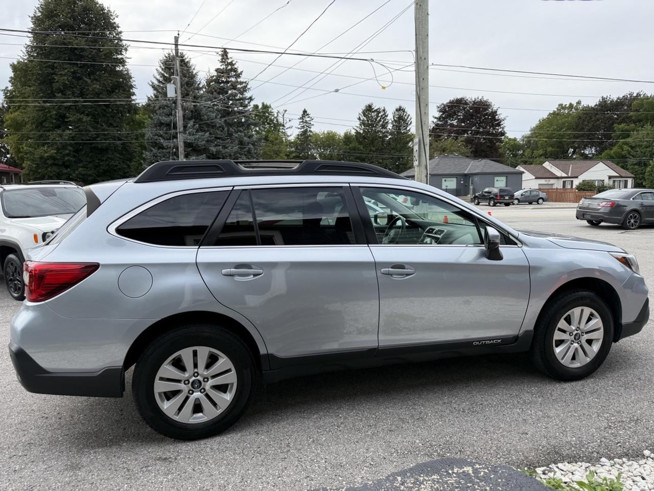 2018 Subaru Outback Touring Photo