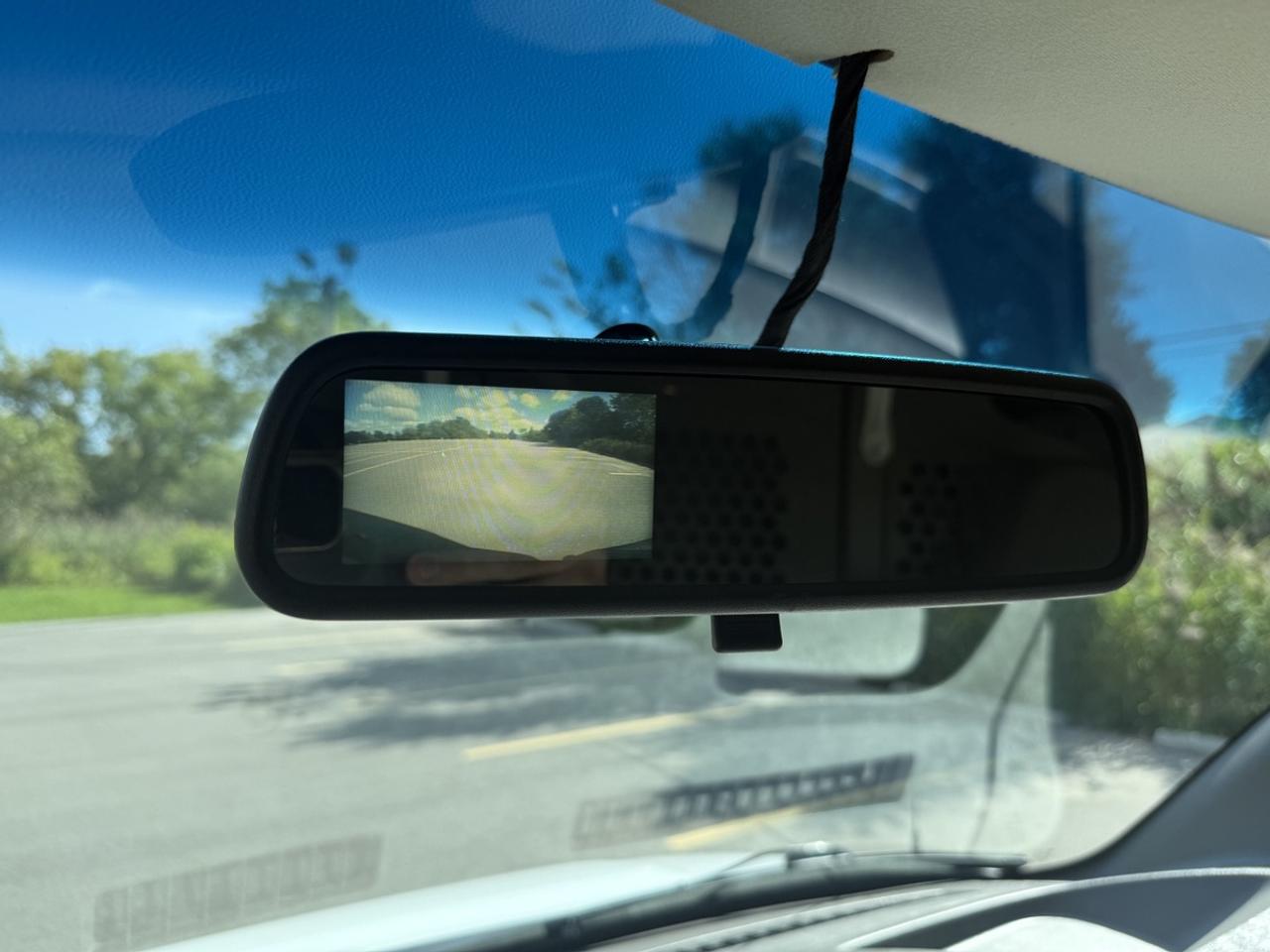 2019 Chevrolet Express  Photo