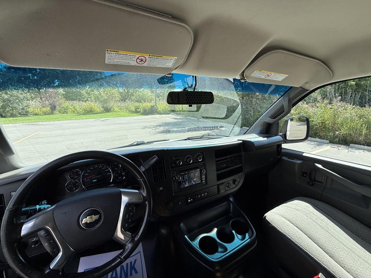2019 Chevrolet Express  Photo