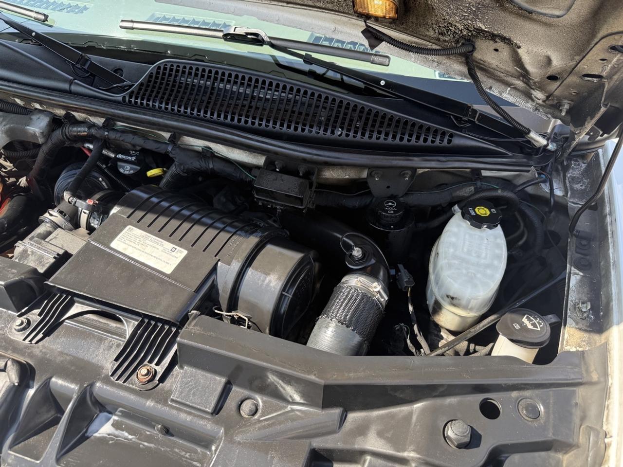 2019 Chevrolet Express  Photo