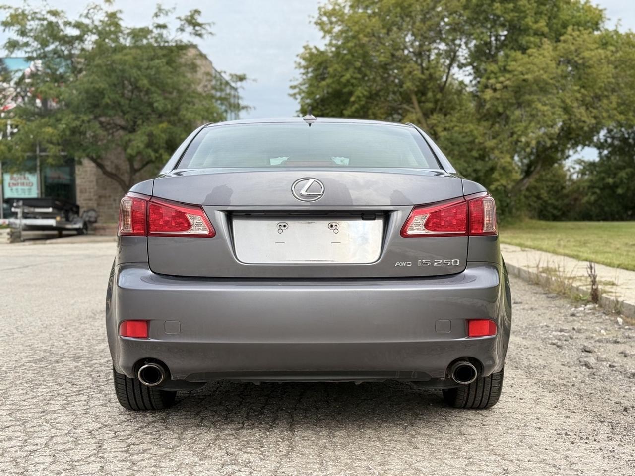 2013 Lexus IS 250 Photo
