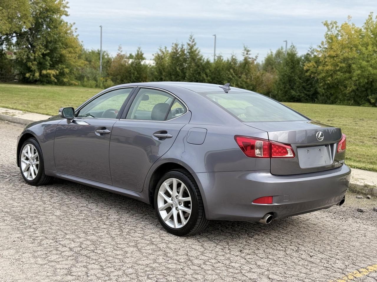 2013 Lexus IS 250 Photo