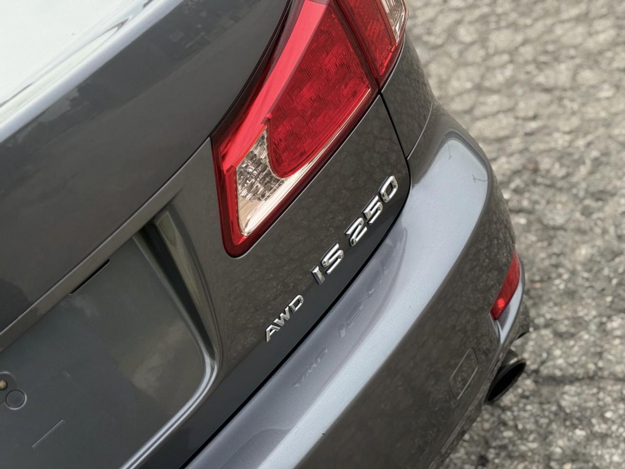 2013 Lexus IS 250 Photo