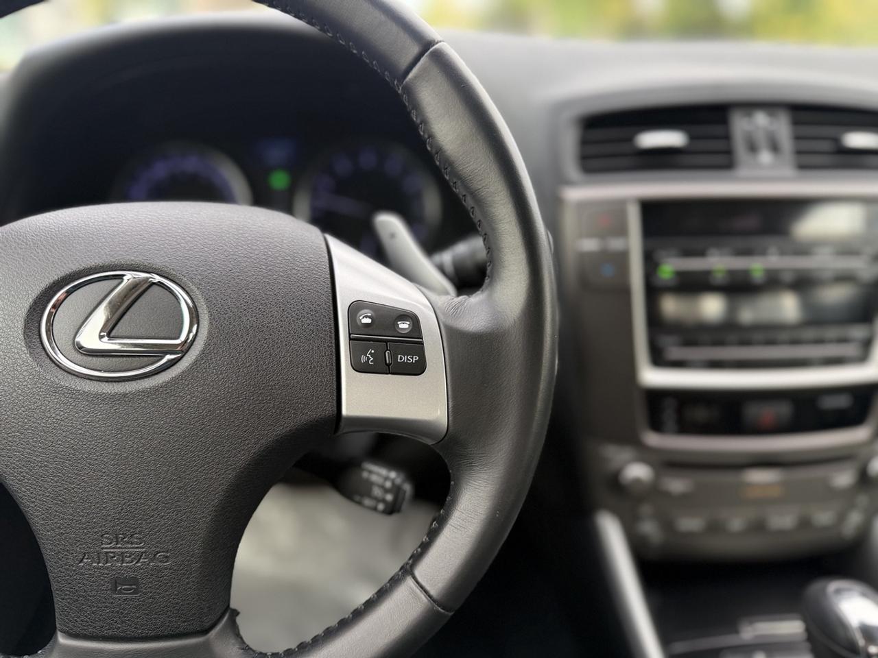 2013 Lexus IS 250 Photo
