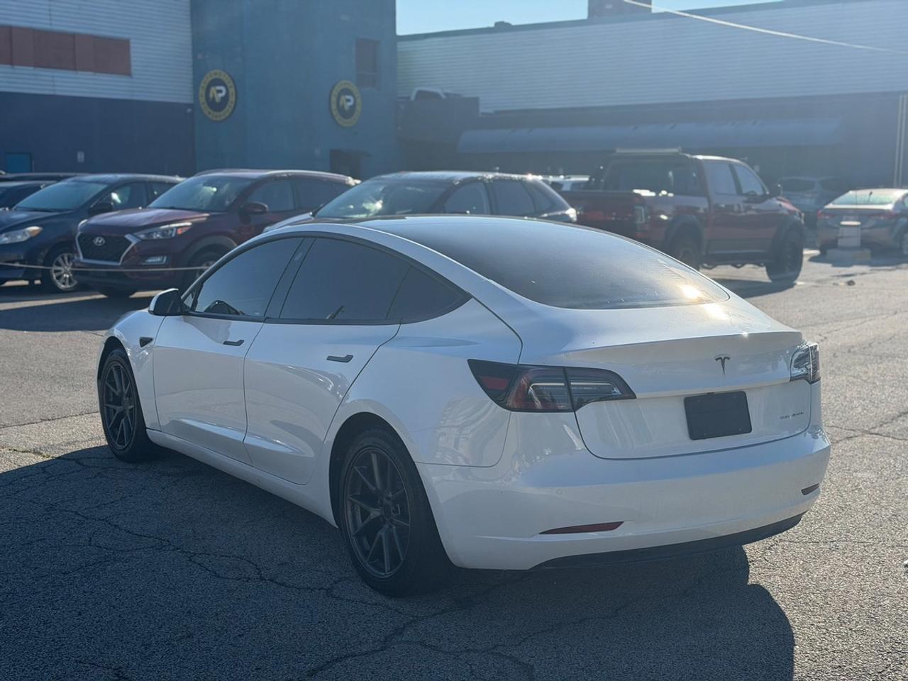 2021 Tesla Model 3 LONG RANGE Photo