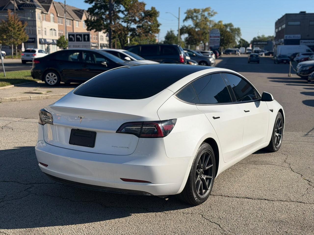 2021 Tesla Model 3 LONG RANGE Photo