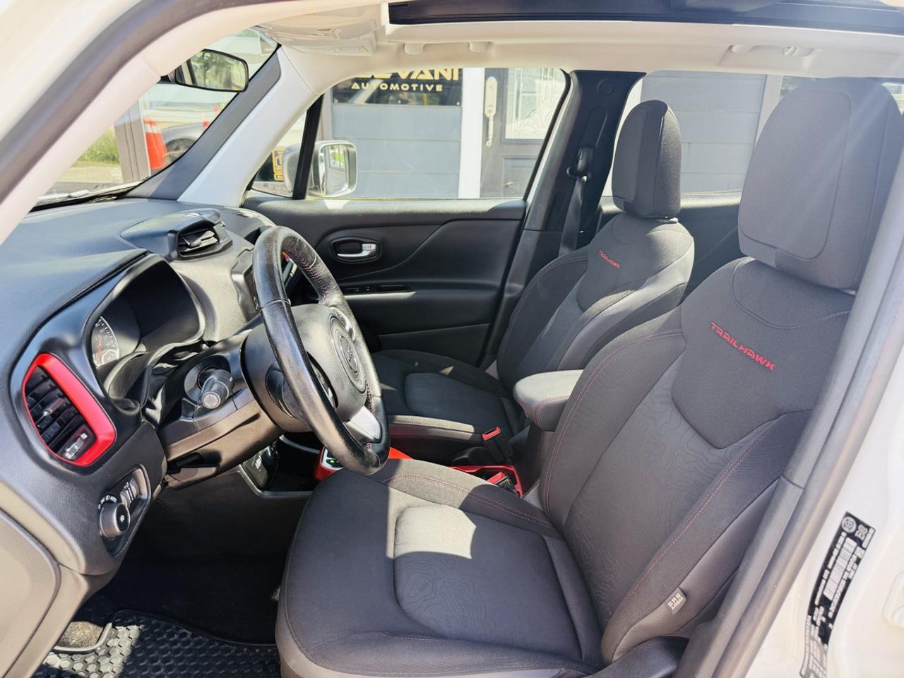 2018 Jeep Renegade Trailhawk Photo