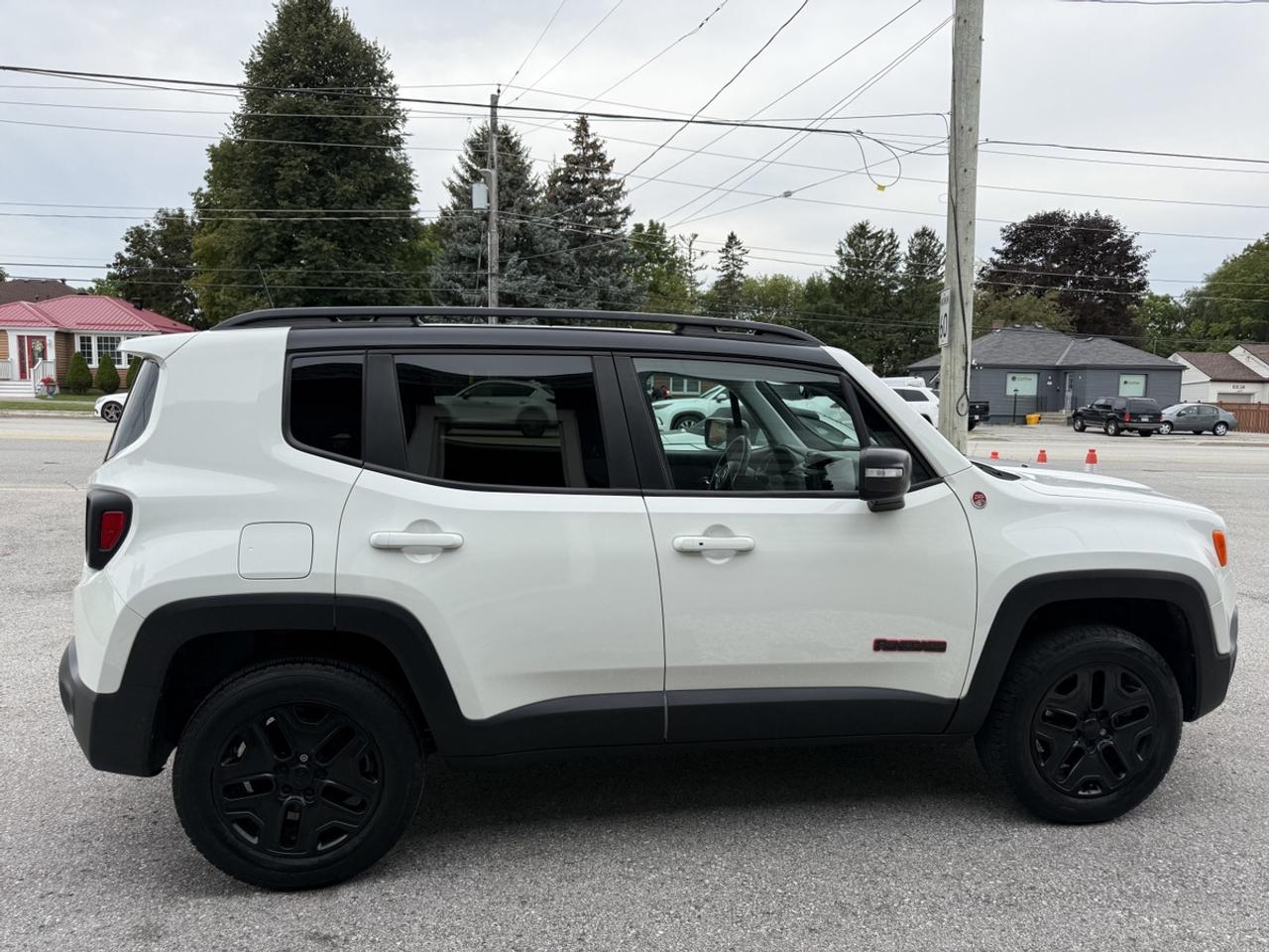 2018 Jeep Renegade Trailhawk Photo