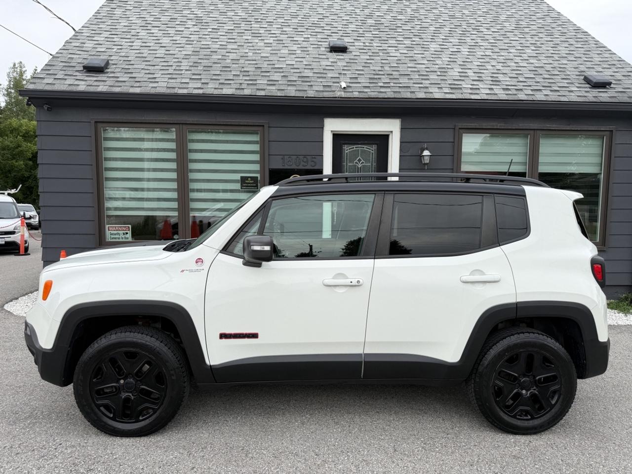 2018 Jeep Renegade Trailhawk Photo