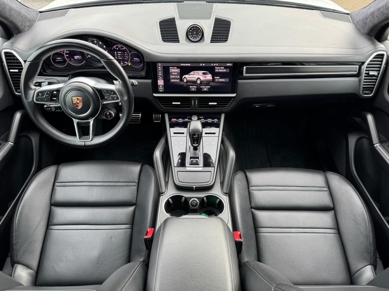2021 Porsche Cayenne GTS|CCF|SPORT CHRONO|SPORT DESIGN Photo