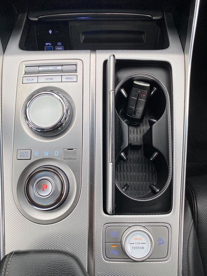 2024 Genesis GV80 2.5T Advanced | PANOROOF | LEATHER | AWD Photo