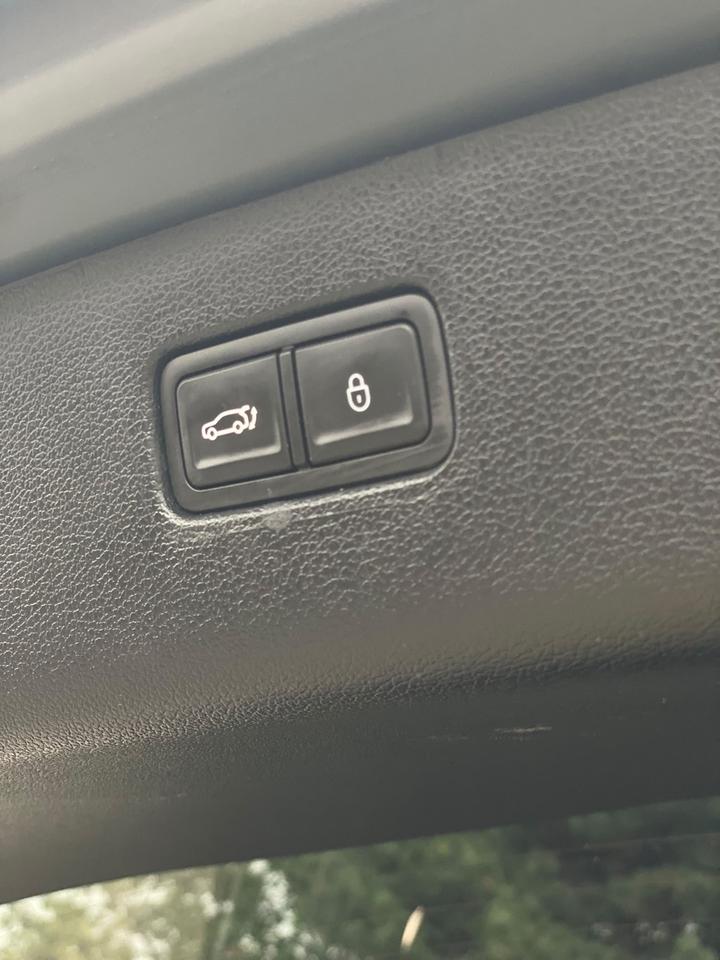 2024 Genesis GV80 2.5T Advanced | PANOROOF | LEATHER | AWD Photo
