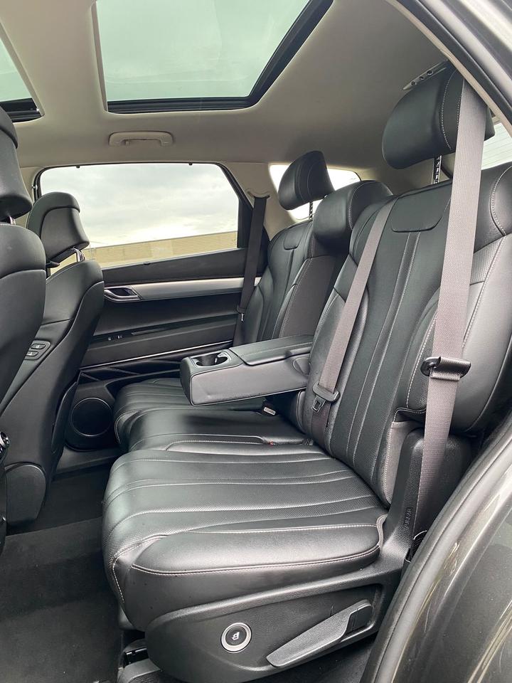 2024 Genesis GV80 2.5T Advanced | PANOROOF | LEATHER | AWD Photo