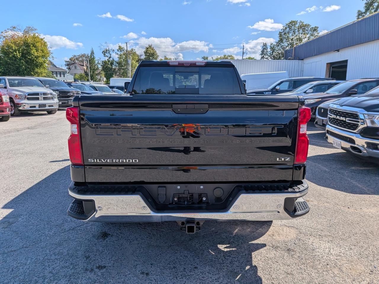 2022 Chevrolet Silverado 1500 LTZ Photo