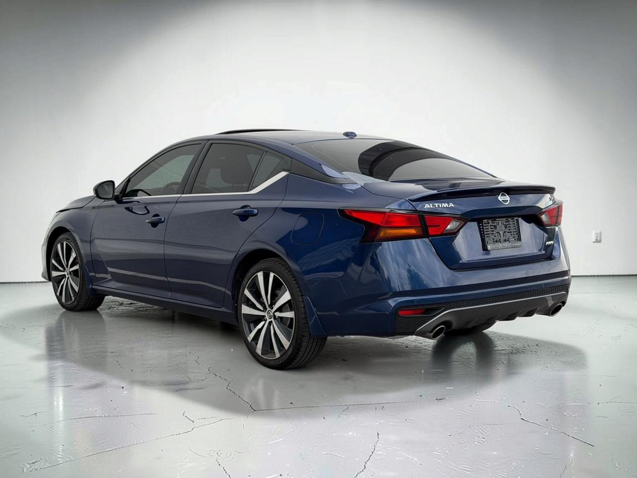 2021 Nissan Altima SR/AWD/BSM/NAV/Leather/Roof Photo