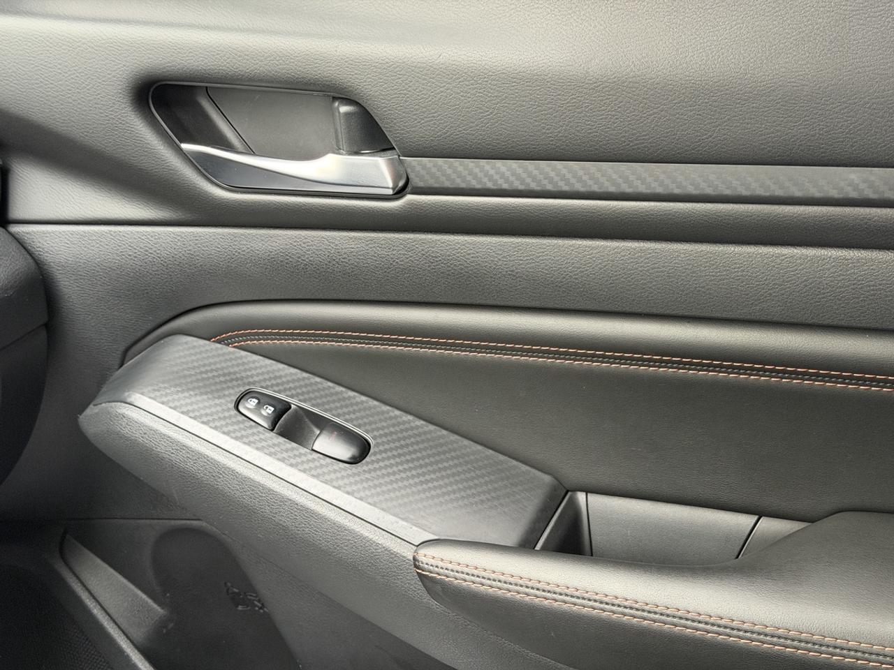2021 Nissan Altima SR/AWD/BSM/NAV/Leather/Roof Photo