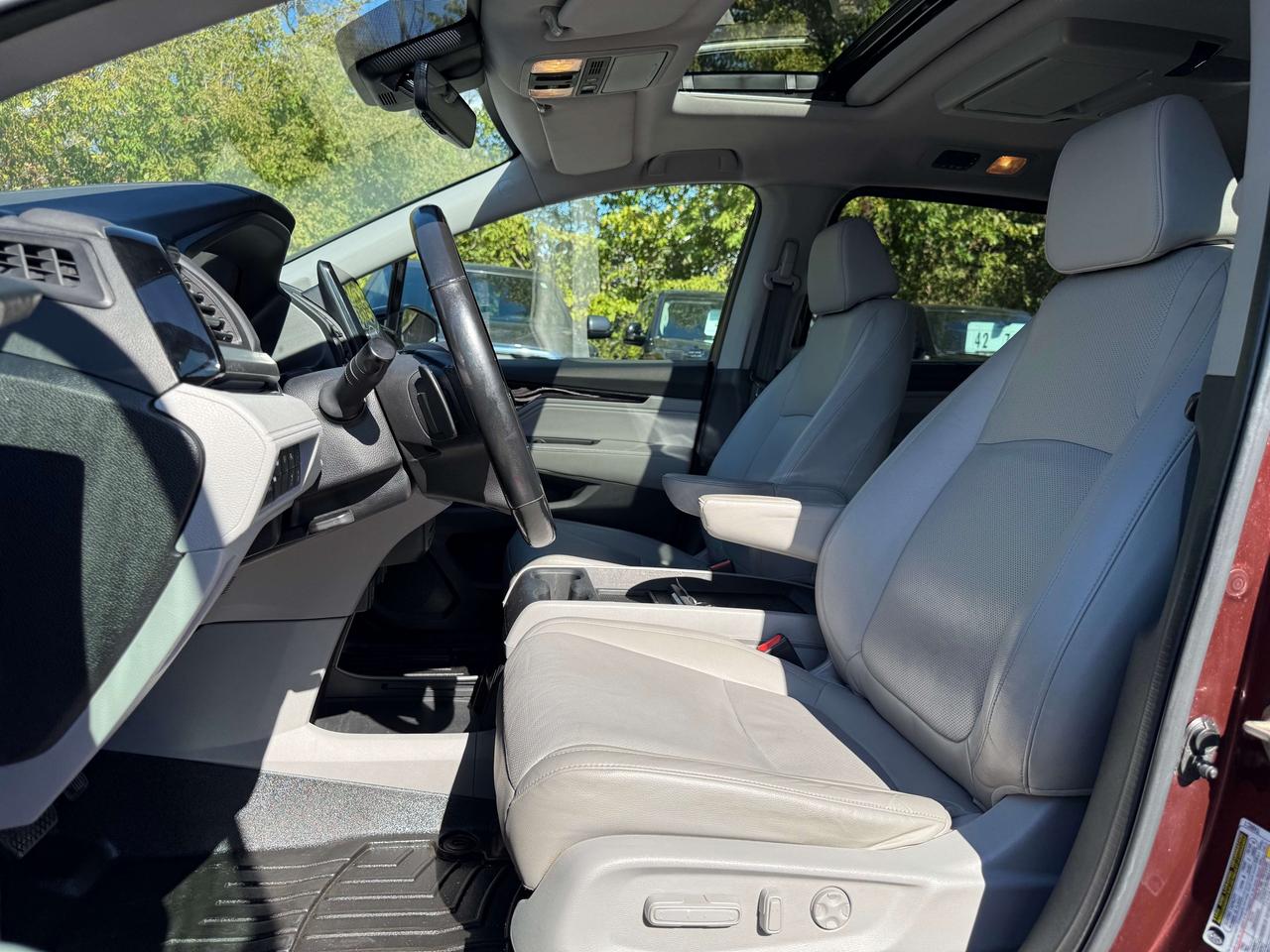 2018 Honda Odyssey Touring Leather Nav Rear Entertainment Ventilated Photo