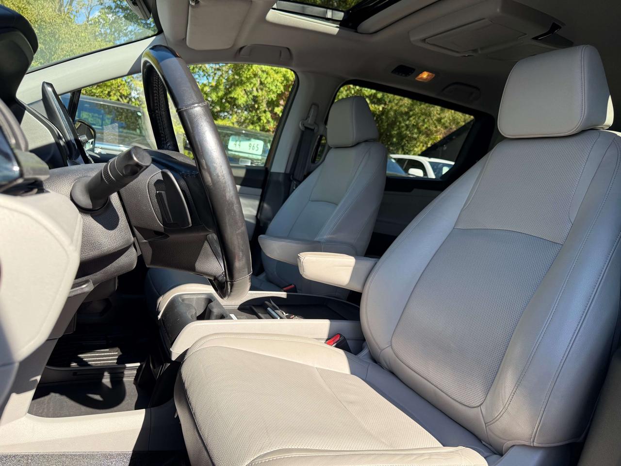 2018 Honda Odyssey Touring Leather Nav Rear Entertainment Ventilated Photo