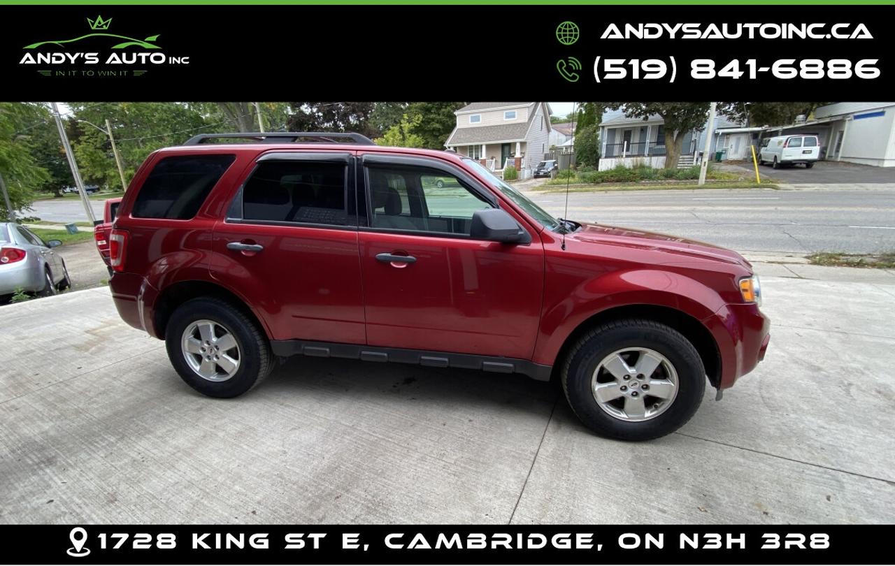2012 Ford Escape ! LOW KM ! POWER SEATS ! NO ACCIDENTS ! KEY XLT ! LOW KM ! POWER SEATS ! NO ACCIDENTS ! KEYLES Photo