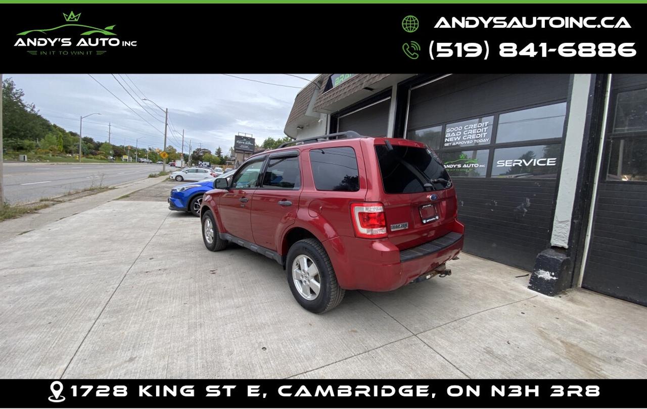 2012 Ford Escape ! LOW KM ! POWER SEATS ! NO ACCIDENTS ! KEY XLT ! LOW KM ! POWER SEATS ! NO ACCIDENTS ! KEYLES Photo