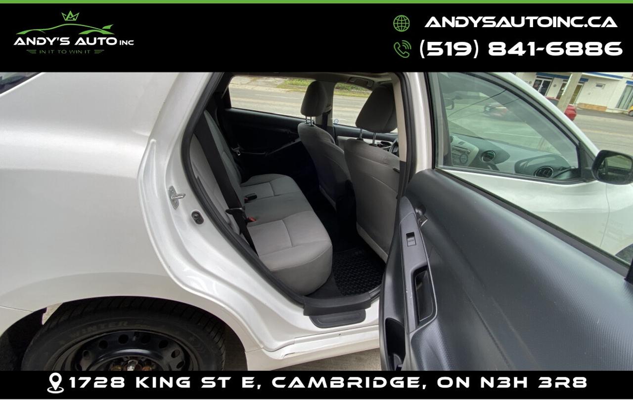 2012 Toyota Matrix ! ONE OWNER ! SUNROOF ! POWER WINDOWS ! KEY L ! ONE OWNER ! SUNROOF ! POWER WINDOWS ! KEYLESS Photo