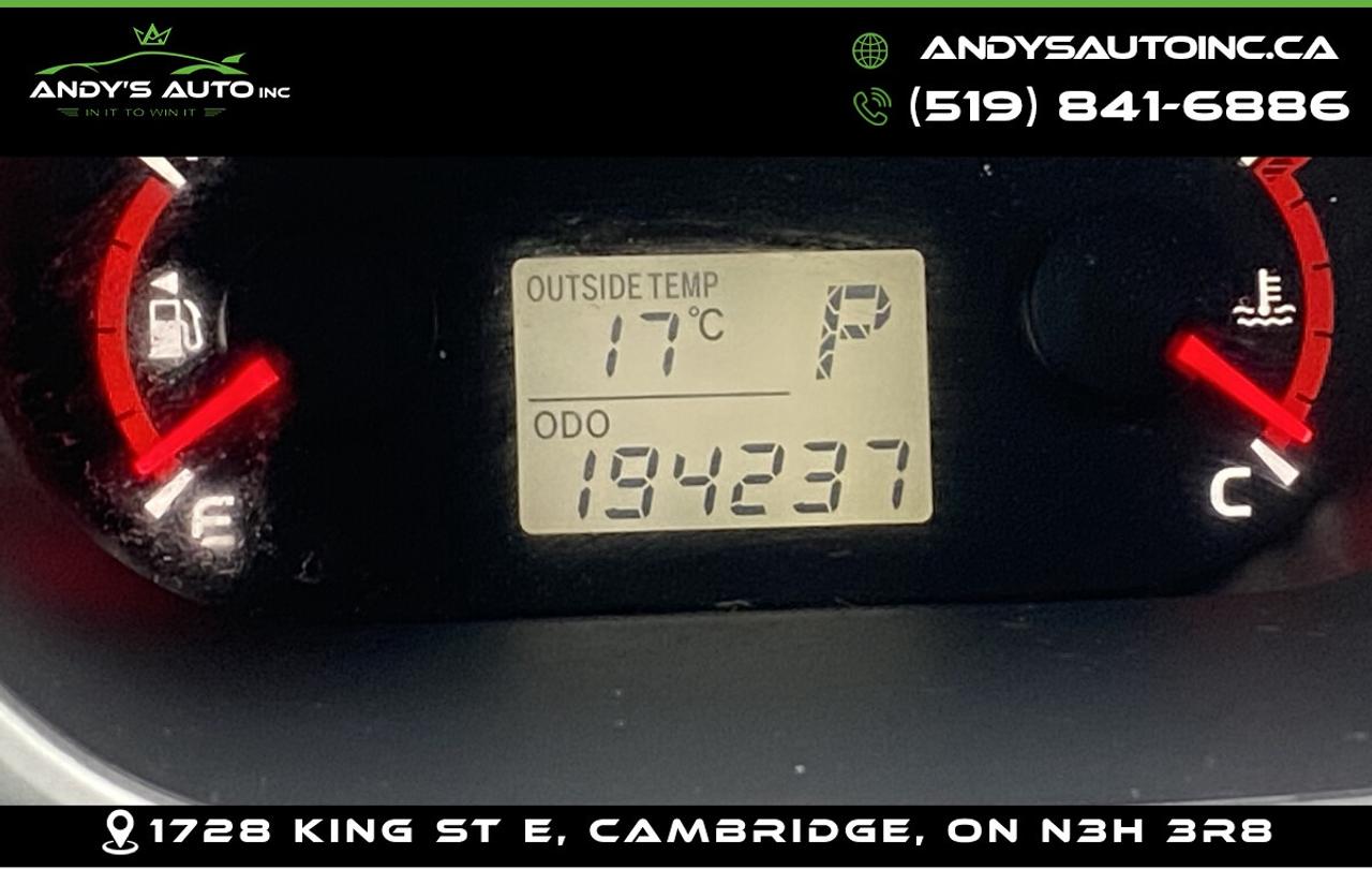 2012 Toyota Matrix ! ONE OWNER ! SUNROOF ! POWER WINDOWS ! KEY L ! ONE OWNER ! SUNROOF ! POWER WINDOWS ! KEYLESS Photo