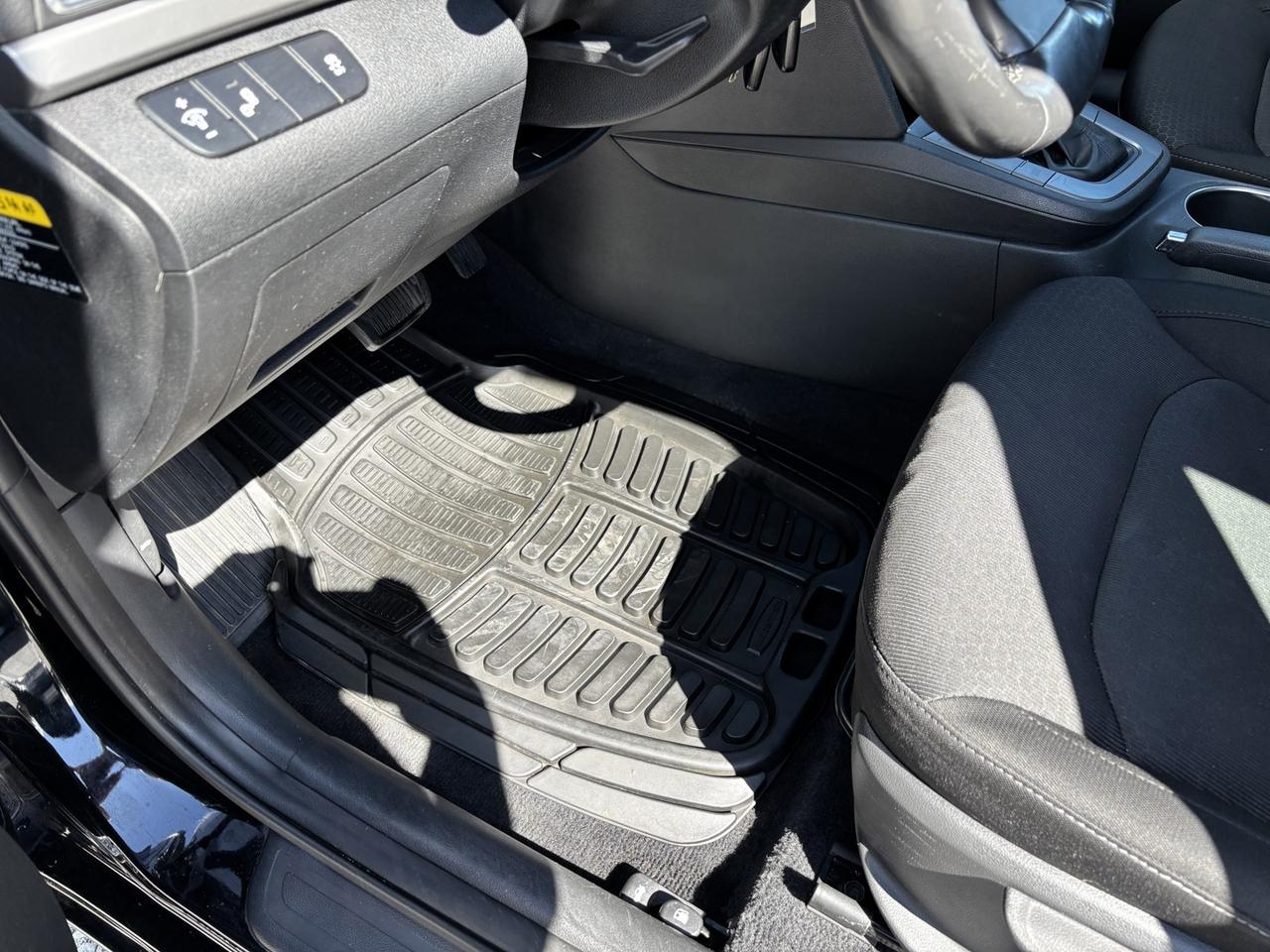 2017 Hyundai Elantra GL Photo