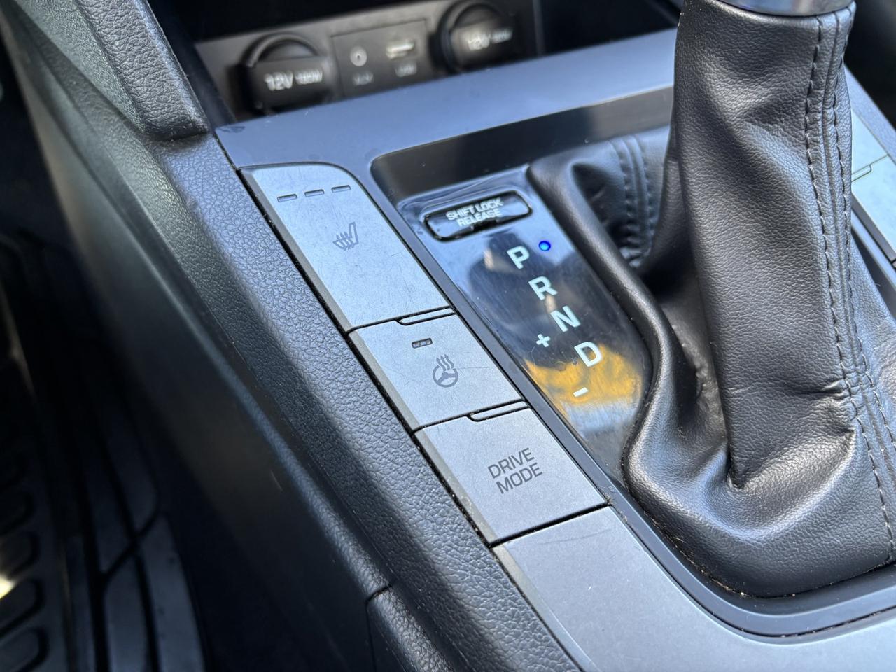 2017 Hyundai Elantra GL Photo