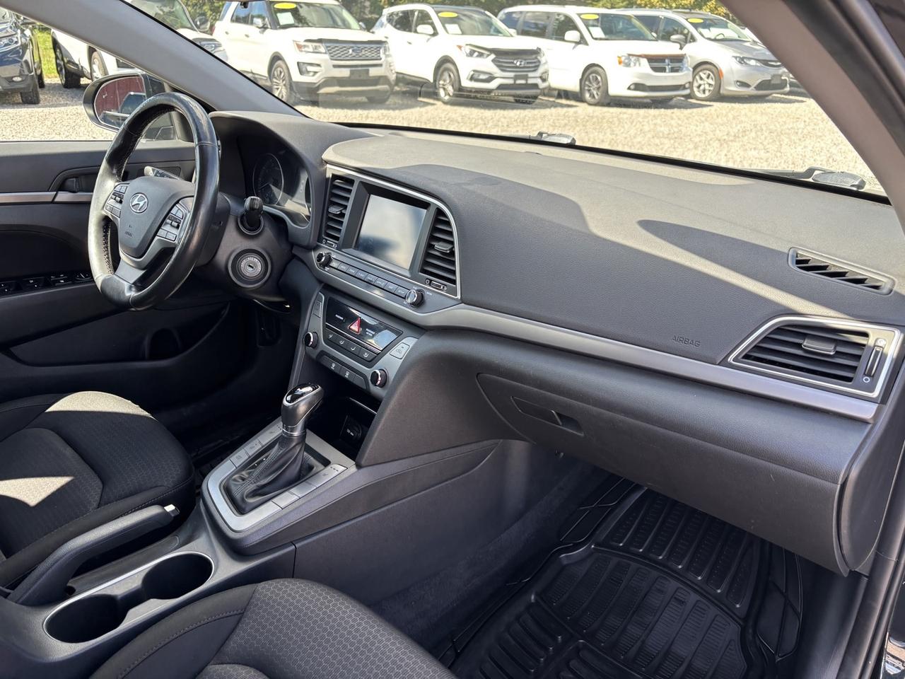 2017 Hyundai Elantra GL Photo