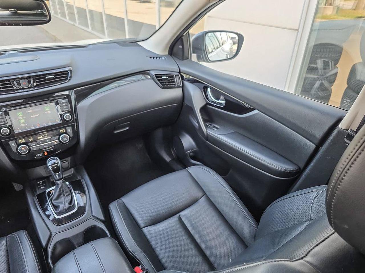 2023 Nissan Qashqai SL Photo