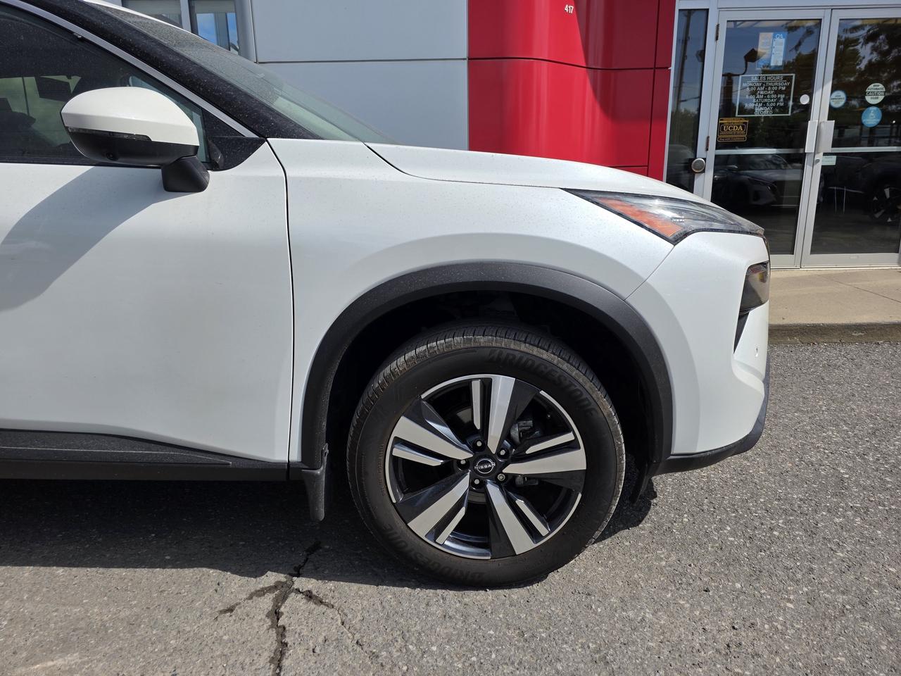 2024 Nissan Rogue SL AWD | Leather | Apple Car Play | Google Built-in | Photo