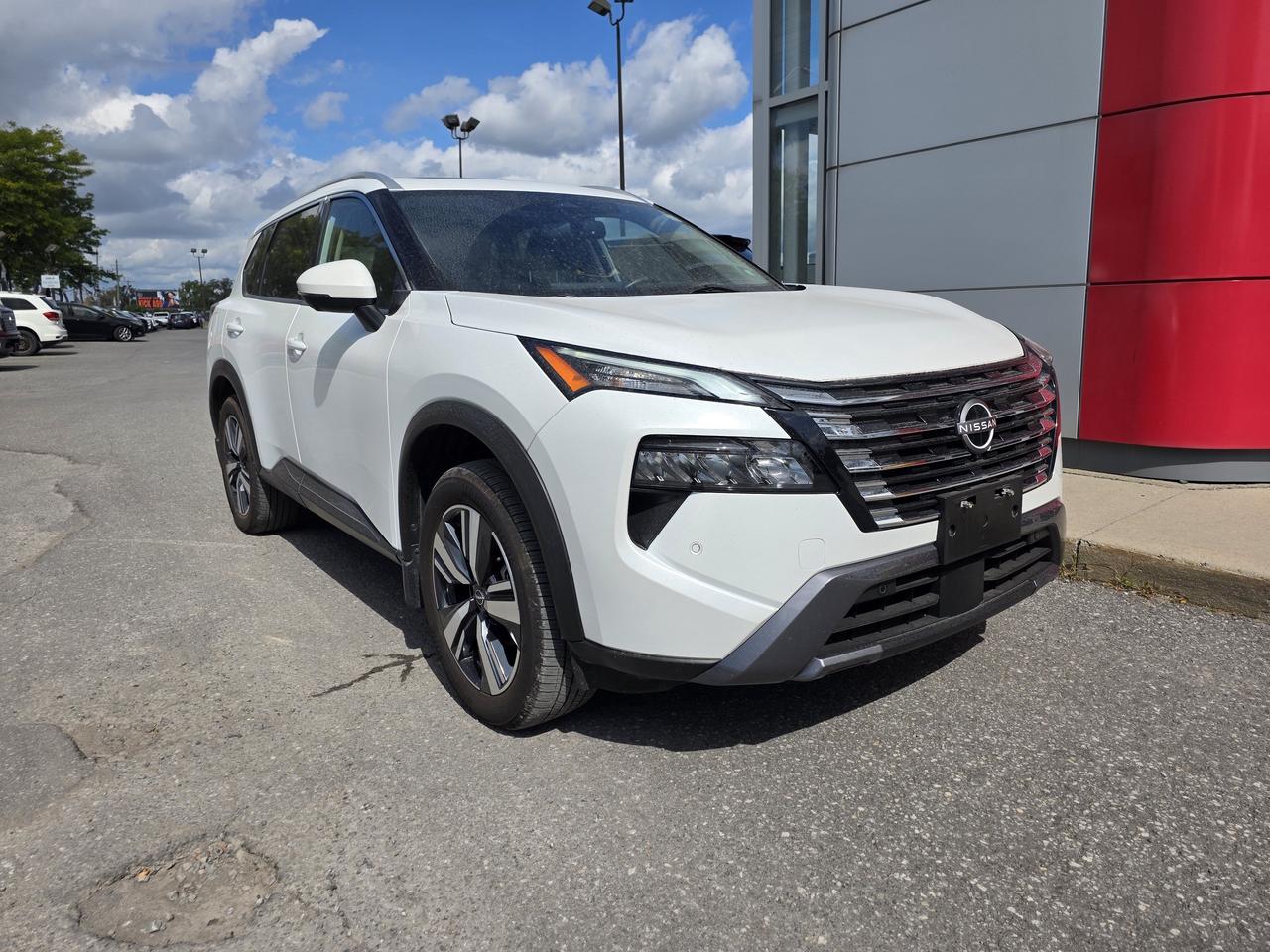 2024 Nissan Rogue SL AWD | Leather | Apple Car Play | Google Built-in | Photo
