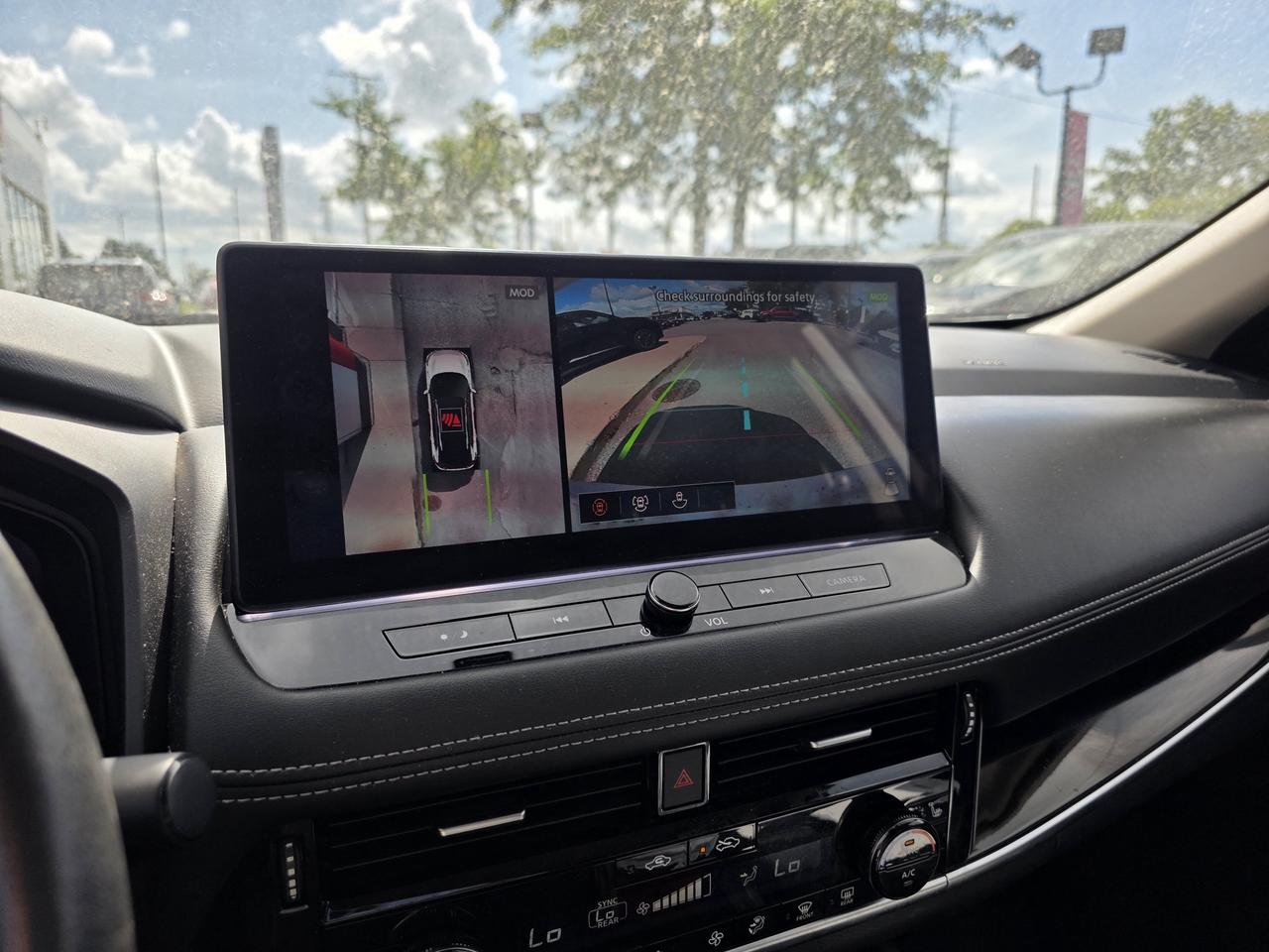 2024 Nissan Rogue SL AWD | Leather | Apple Car Play | Google Built-in | Photo