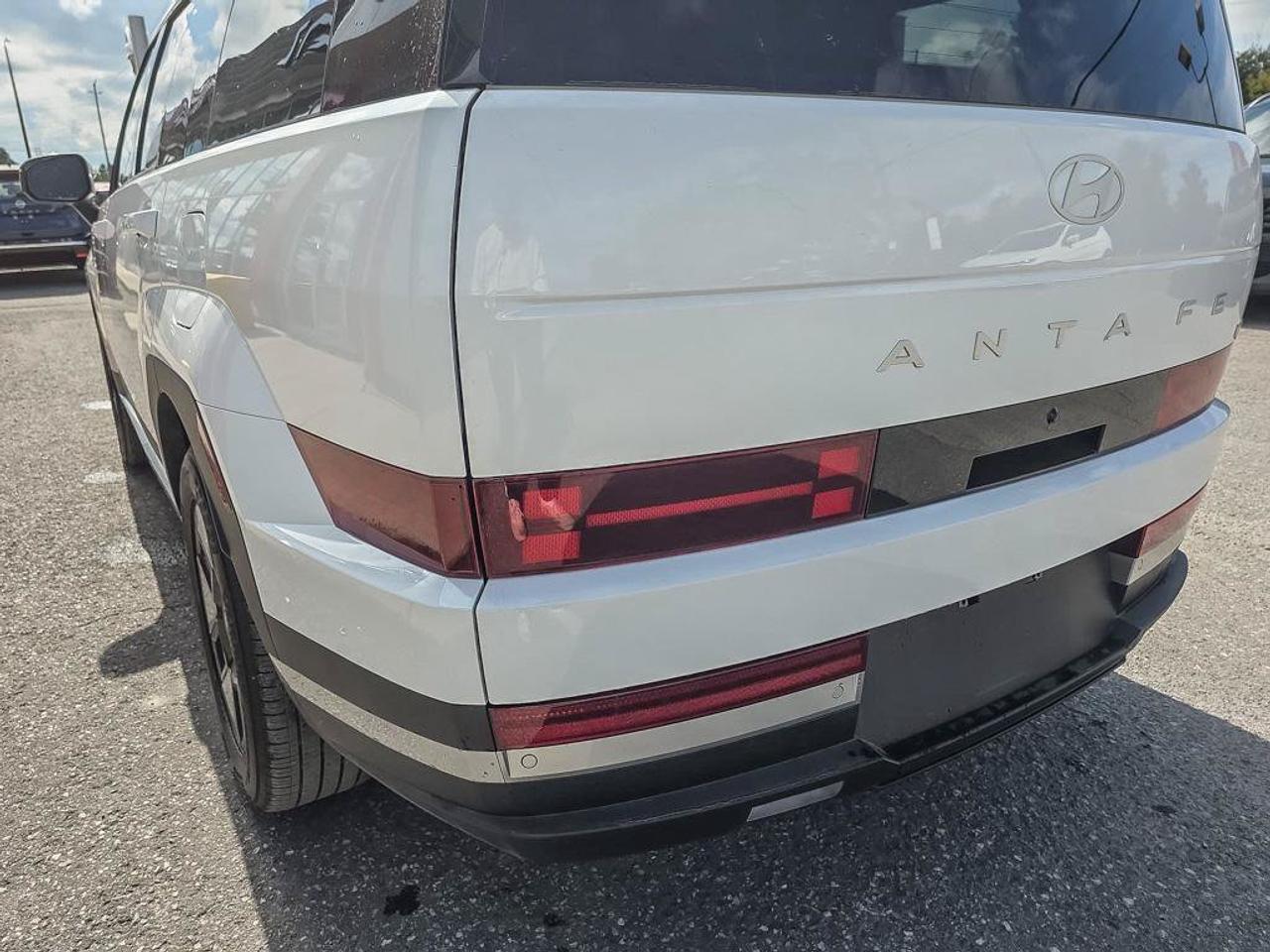 2026 Hyundai Santa Fe Hybrid Preferred AWD | Wireless Apple Car Play | Android Auto | Photo