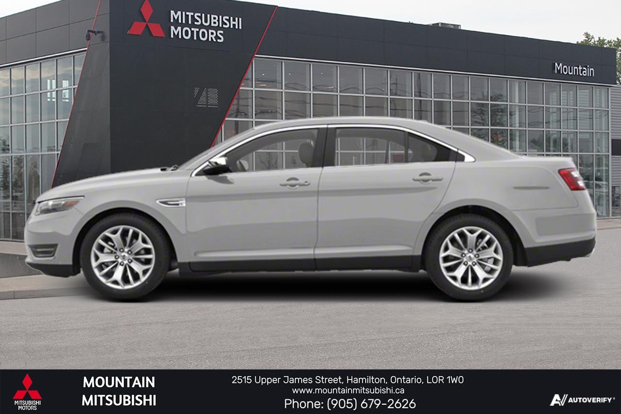 2013 Ford Taurus SEL Photo0